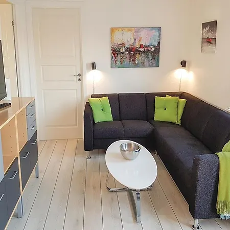 Klintholm Havneby Iv * Borre